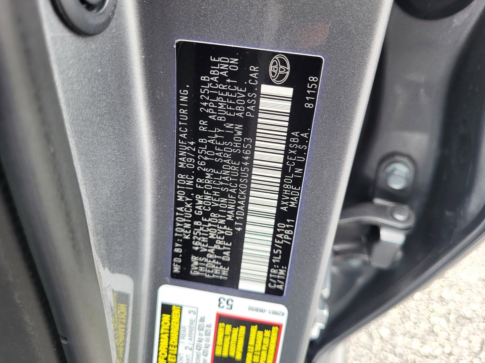 Used 2025 Toyota Camry SE w/ Convenience Package FWD image 36