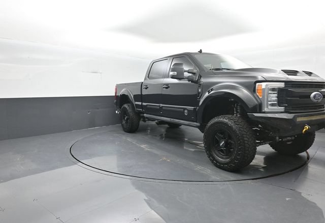 Certified 2019 Ford F250 Lariat w/ Lariat Ultimate Package AWD/4WD image 3