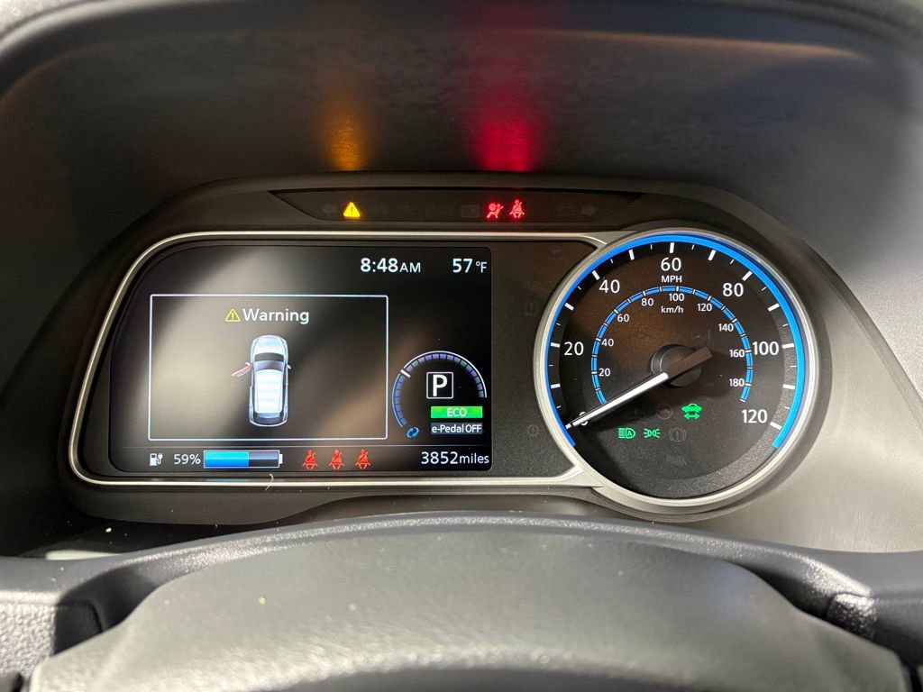 Used 2025 Nissan Leaf SV Plus image 17