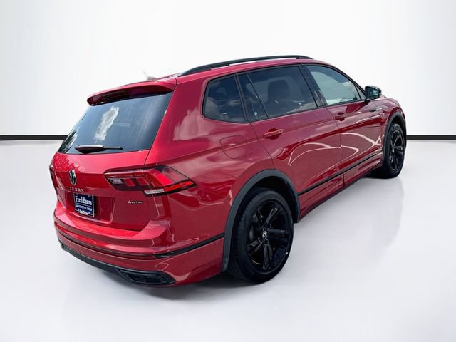 Used 2024 Volkswagen Tiguan SE R-Line AWD/4WD image 11