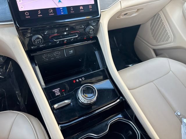 Used 2023 Jeep Grand Cherokee Limited AWD/4WD image 28