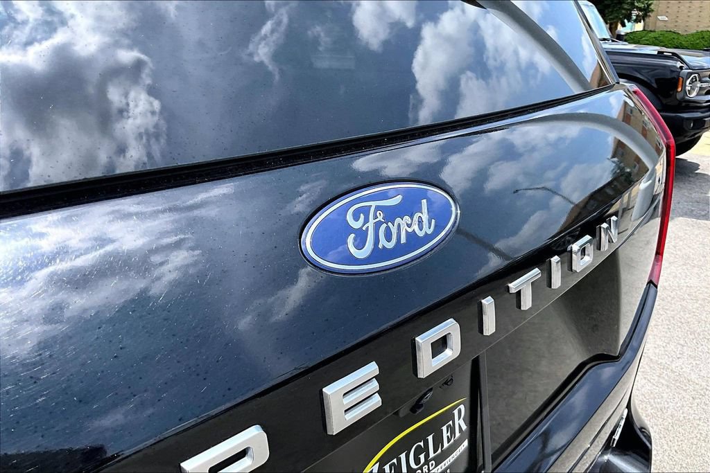 Certified 2025 Ford Expedition Max Active AWD/4WD image 32
