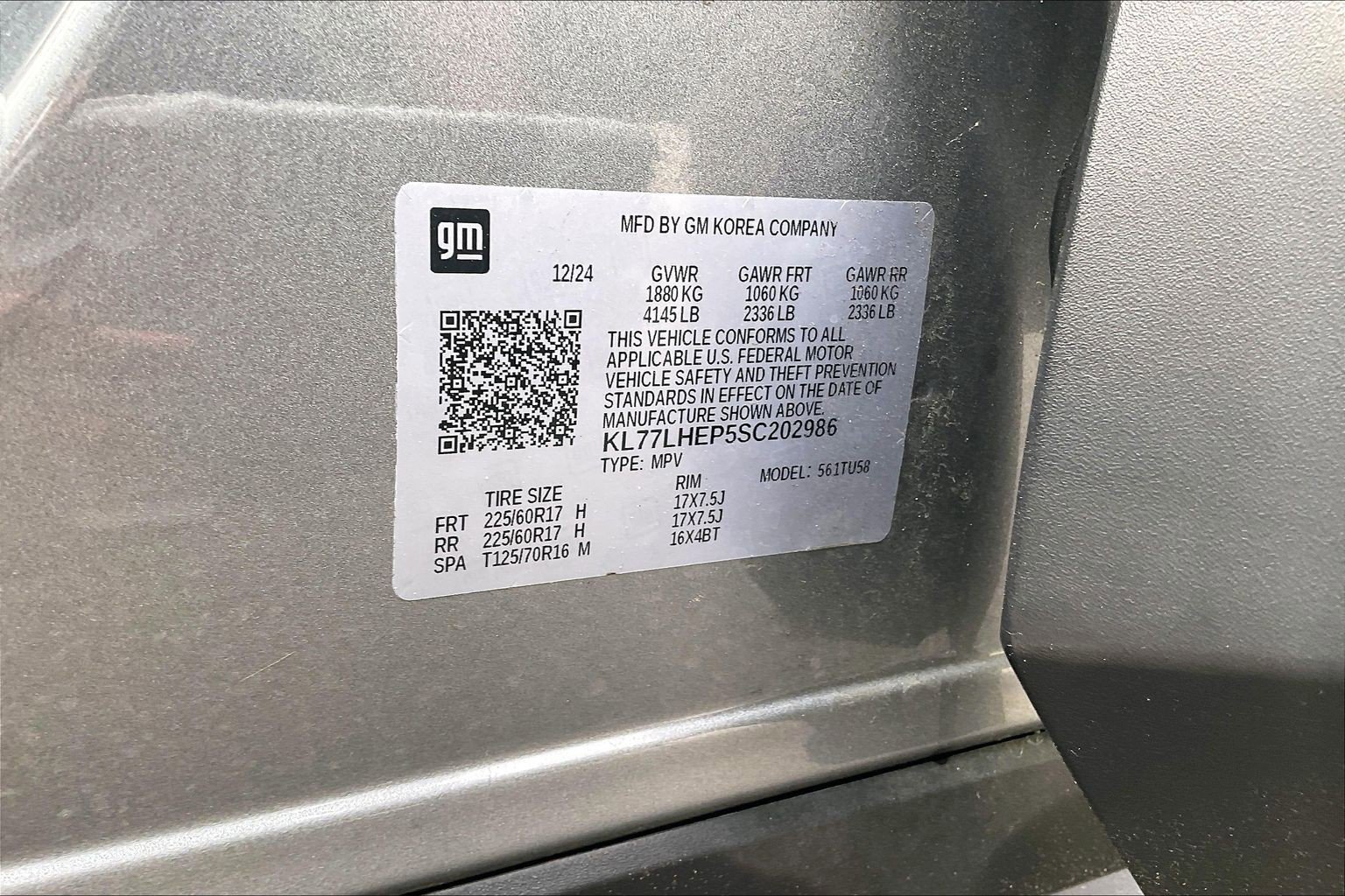 Used 2025 Chevrolet Trax LT FWD image 32