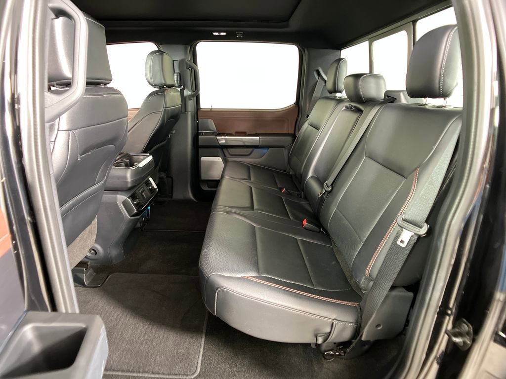 Certified 2022 Ford F150 Lariat w/ Equipment Group 502A High image 32