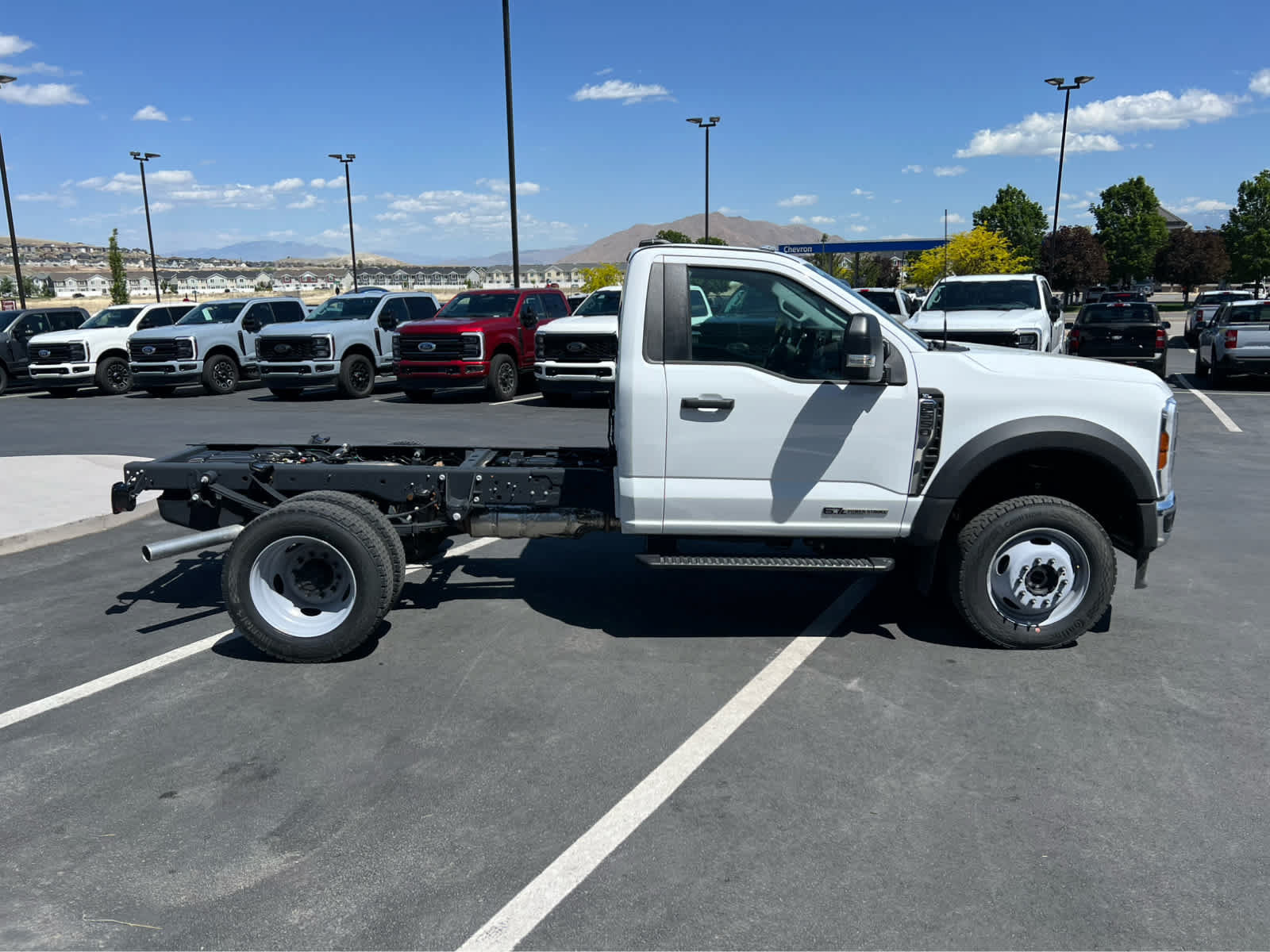 Certified 2026 Ford F550 4x4 Regular Cab Super Duty w/ XL Chrome Package image 6