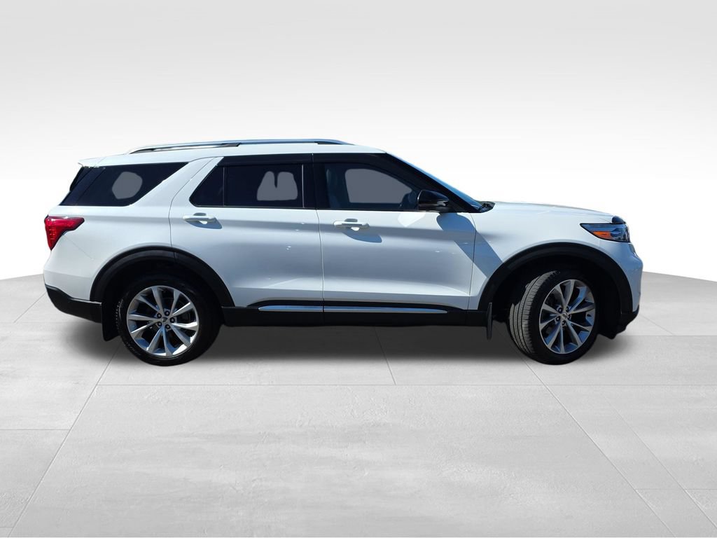 Certified 2021 Ford Explorer Platinum w/ Equipment Group 601A AWD/4WD image 10