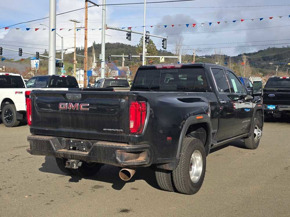Used 2022 GMC Sierra 3500 Denali w/ Denali Ultimate Package image 5