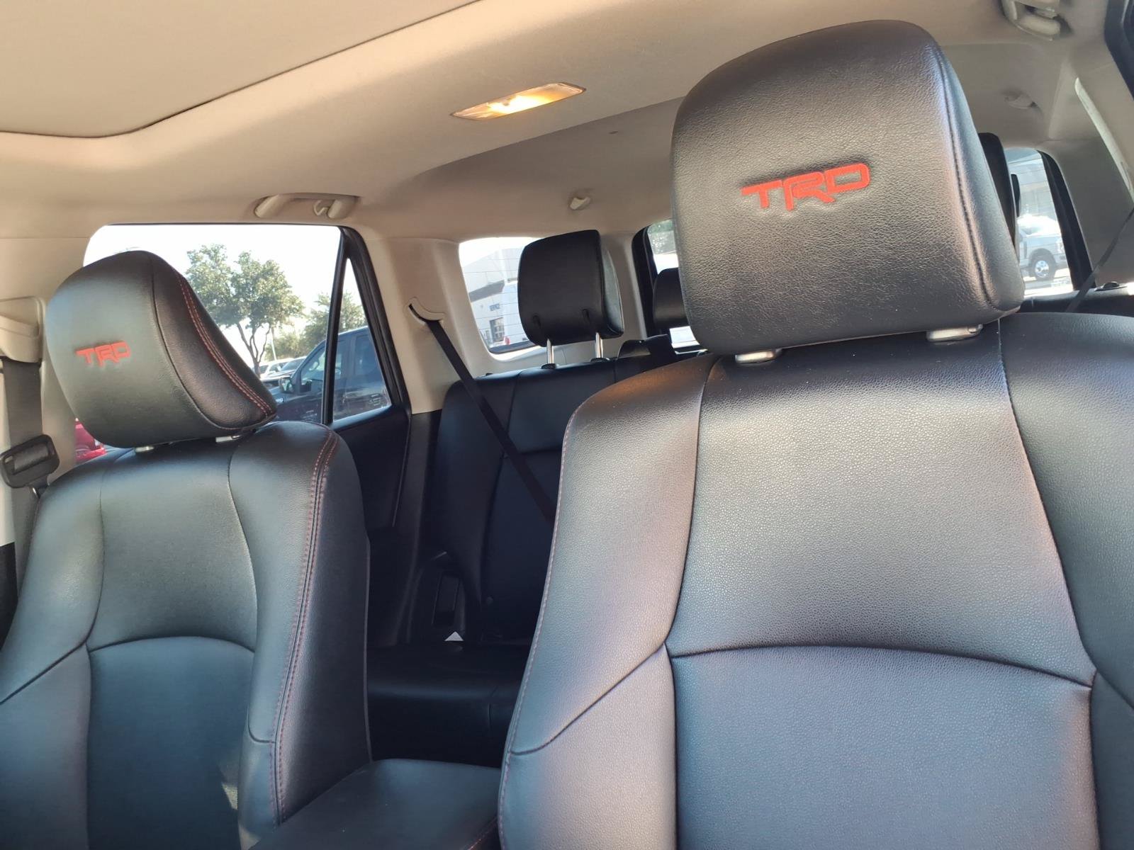 Used 2024 Toyota 4Runner TRD Off-Road Premium w/ Moonroof Package AWD/4WD image 17