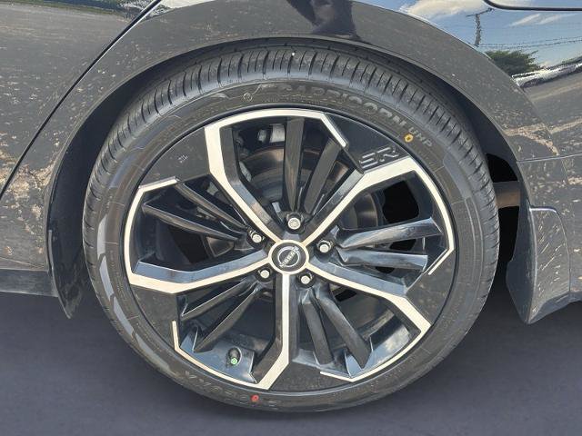 Used 2024 Nissan Altima 2.5 SR w/ SR Premium Package FWD image 9