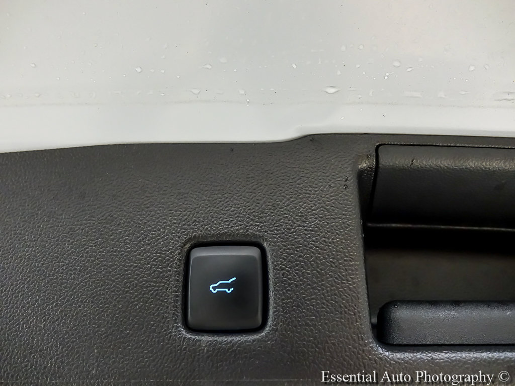 Certified 2025 Ford Escape SE w/ PHEV Premium Package FWD image 22