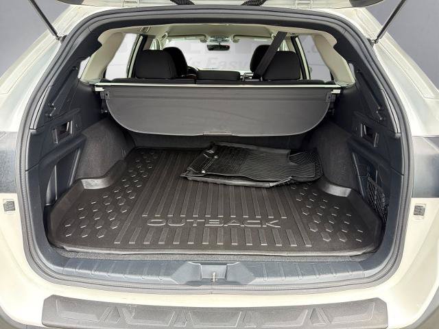 Used 2021 Subaru Outback Premium AWD/4WD image 23