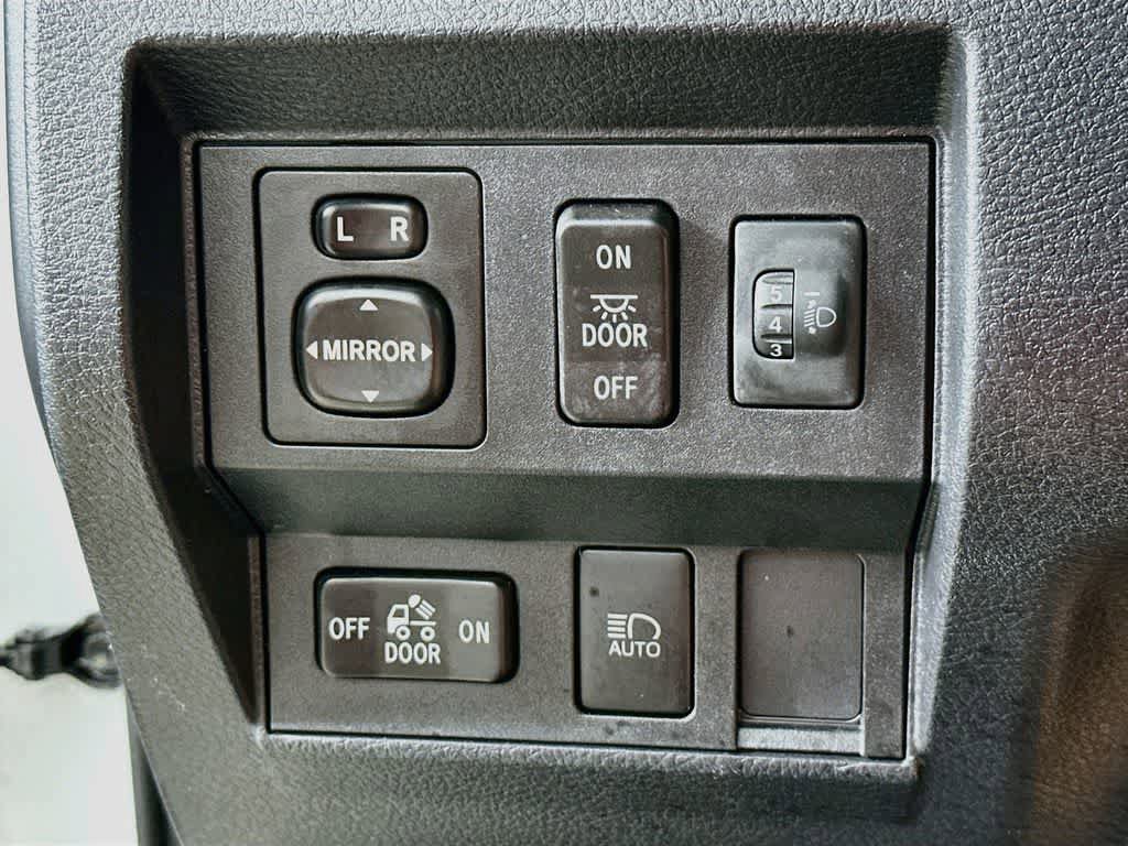 Used 2021 Toyota Tundra SR5 w/ SR5 Upgrade Package RWD image 26