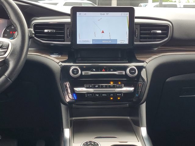 Certified 2023 Ford Explorer Limited w/ Equipment Group 301A AWD/4WD image 33