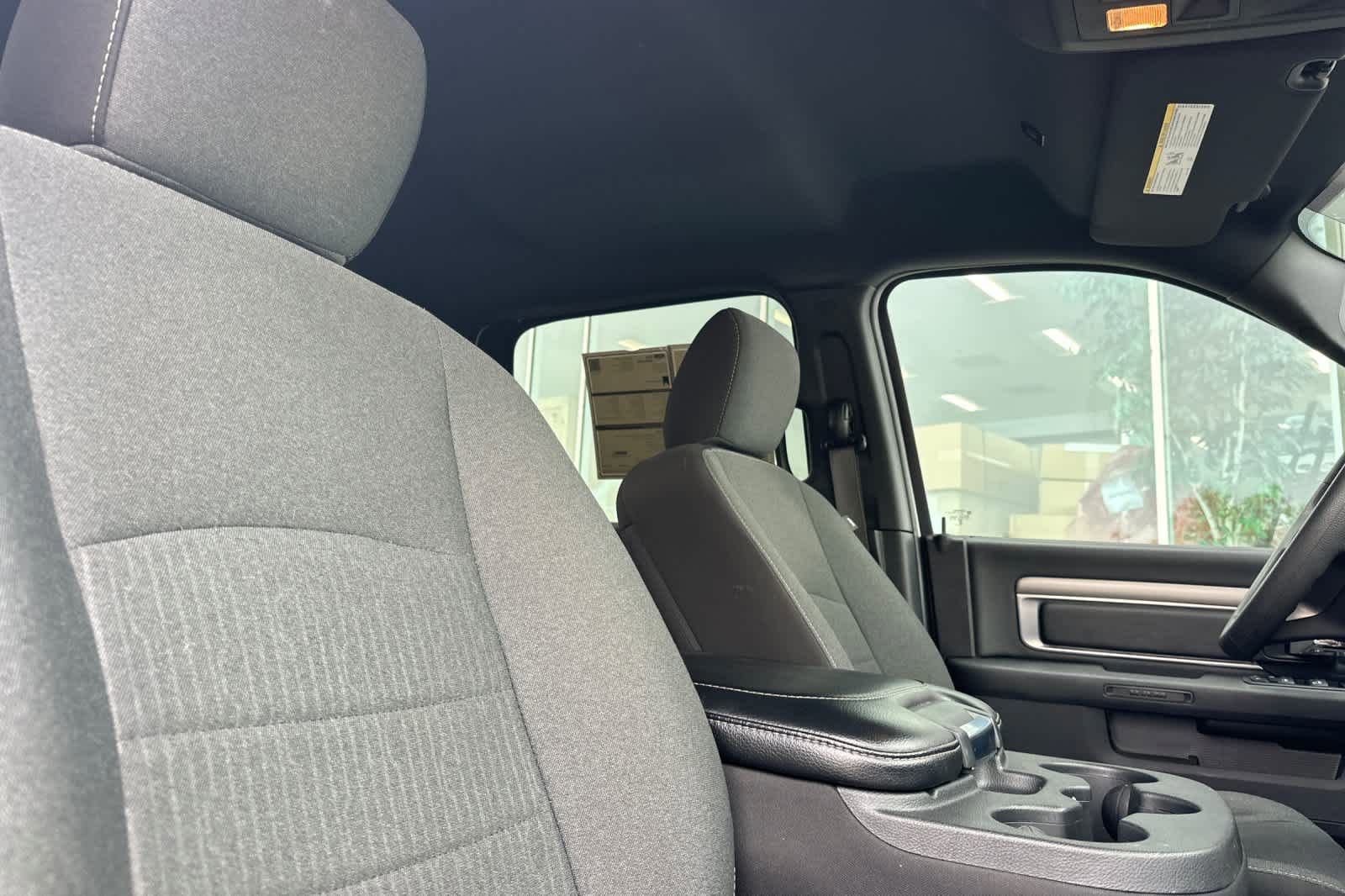 Used 2024 RAM 1500 Classic Warlock image 17