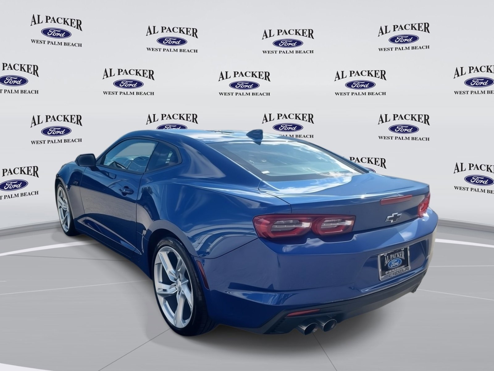 Used 2021 Chevrolet Camaro LT image 3