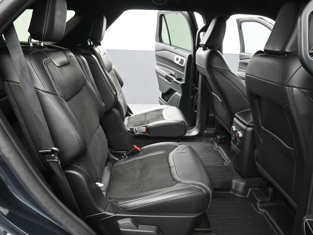 Certified 2023 Ford Explorer ST image 10