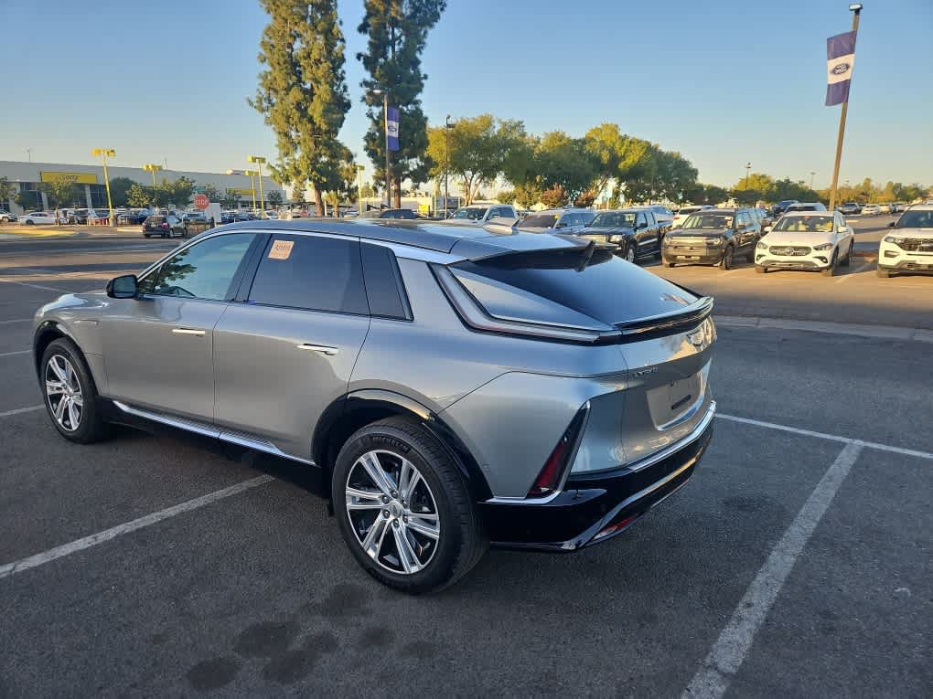 Used 2024 Cadillac Lyriq Tech w/ Driver Assist Package RWD image 5