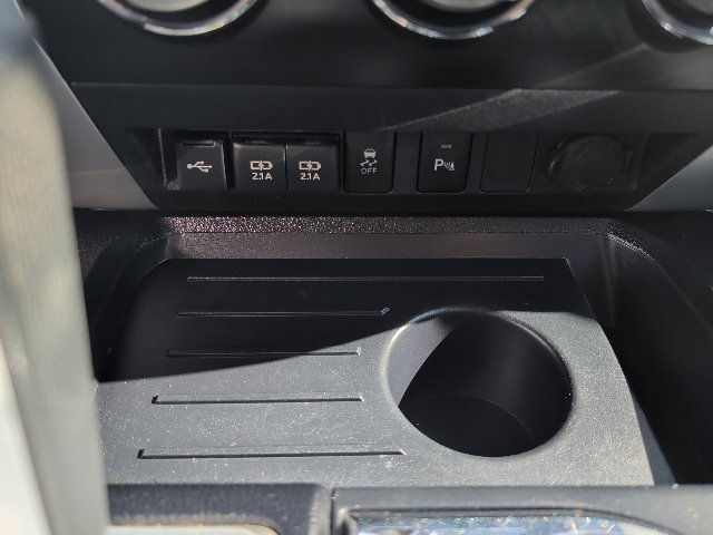 Used 2021 Toyota Tundra SR5 AWD/4WD image 25