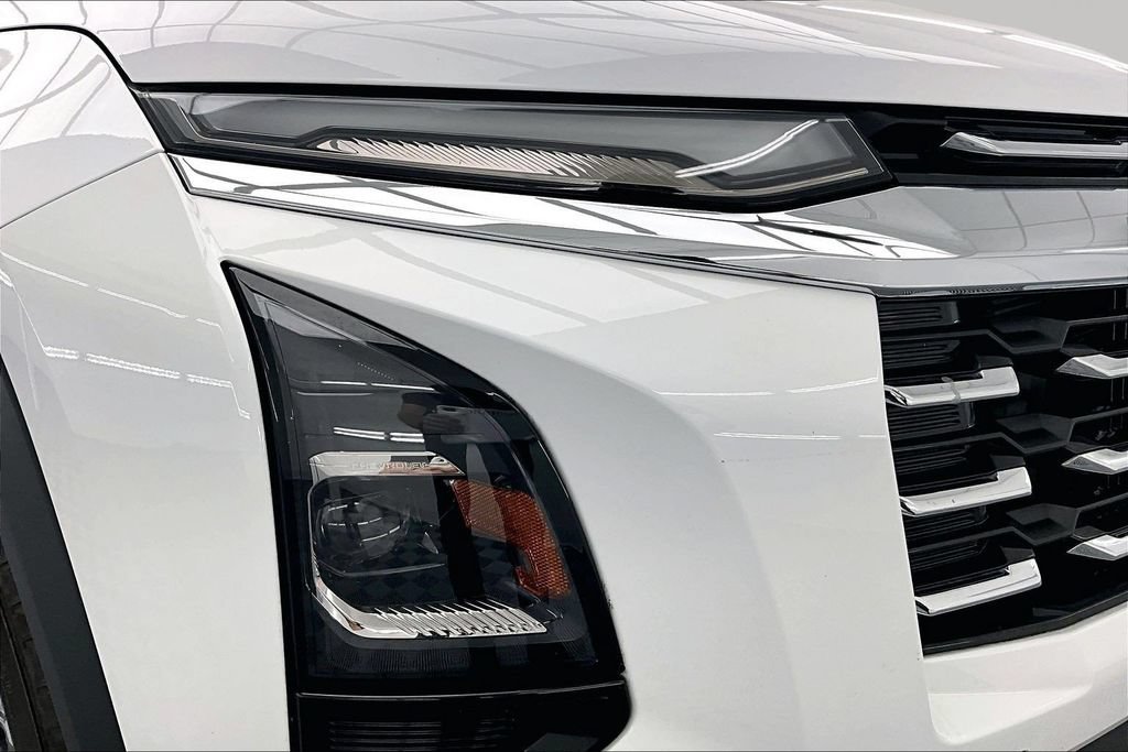 Used 2025 Chevrolet Equinox LT AWD/4WD image 29
