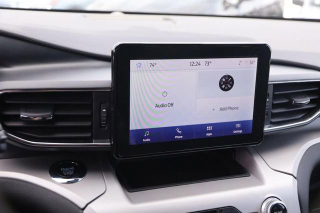 Certified 2024 Ford Explorer XLT w/ Equipment Group 202A image 17