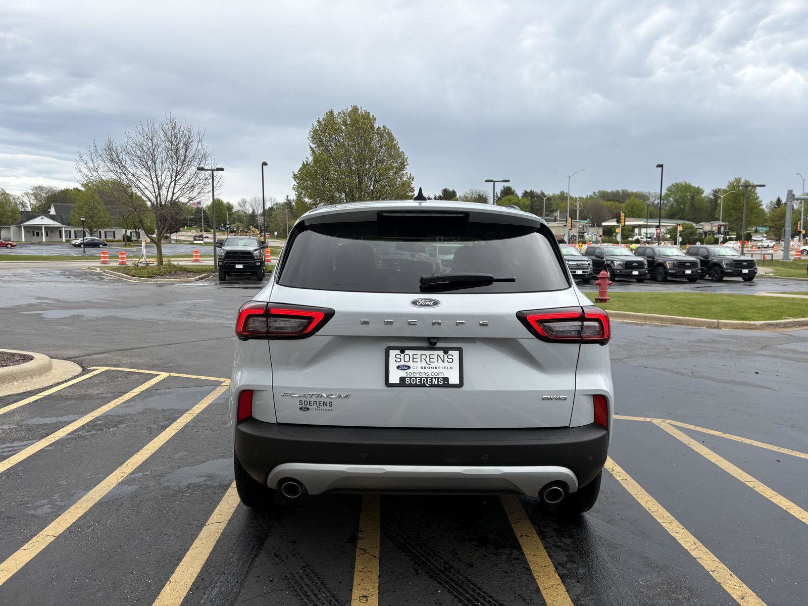Certified 2025 Ford Escape Platinum AWD/4WD image 5