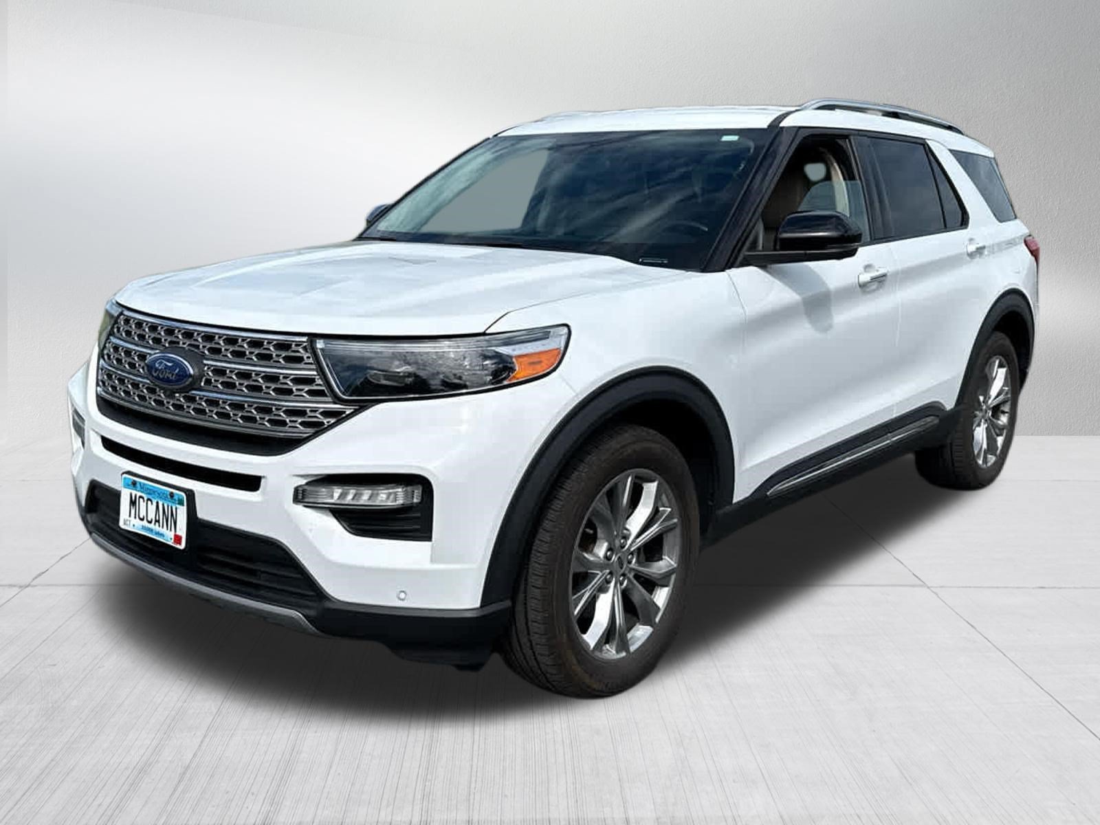 Certified 2020 Ford Explorer Limited AWD/4WD image 4
