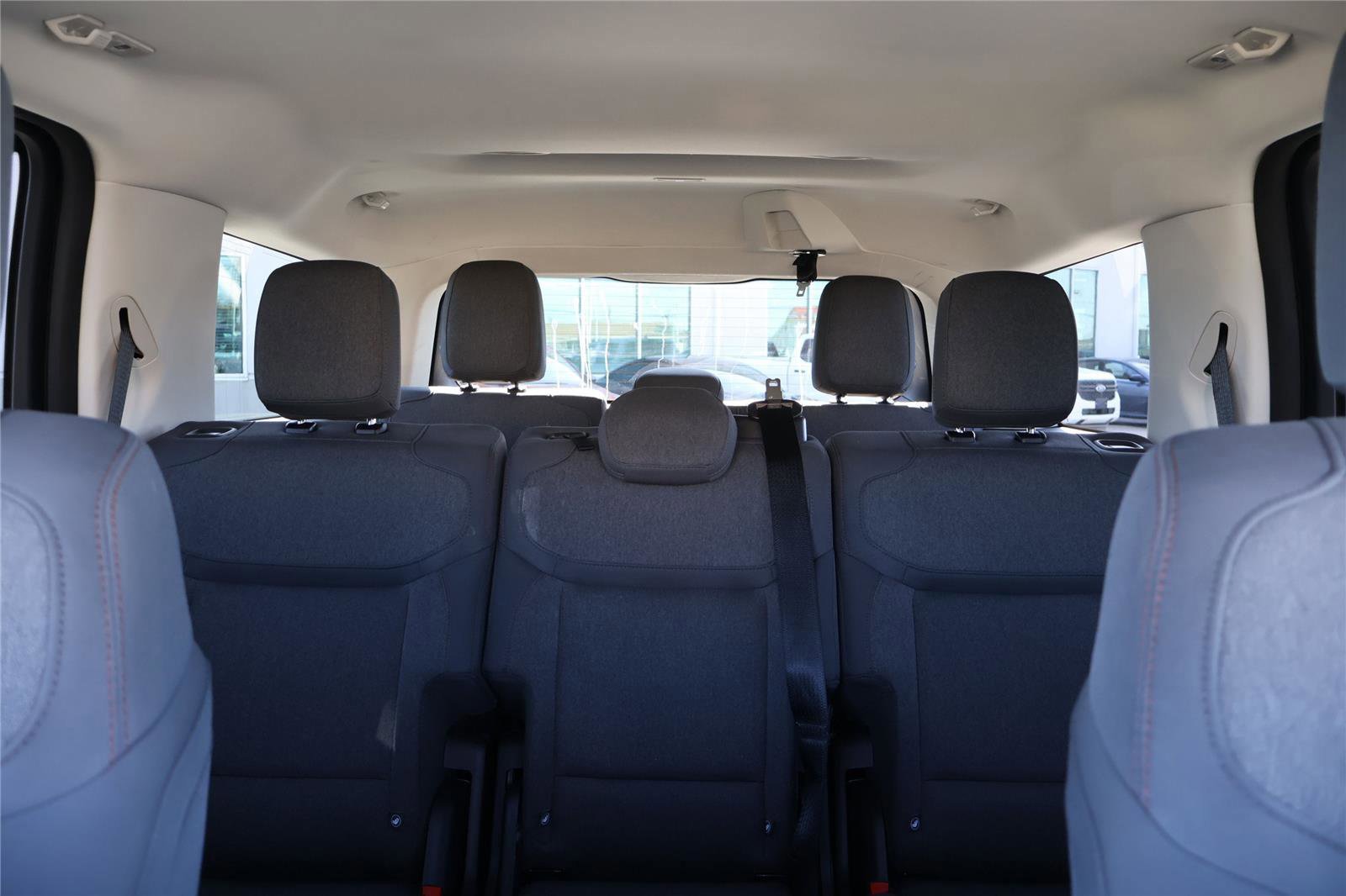 Certified 2025 Ford Expedition Active image 26