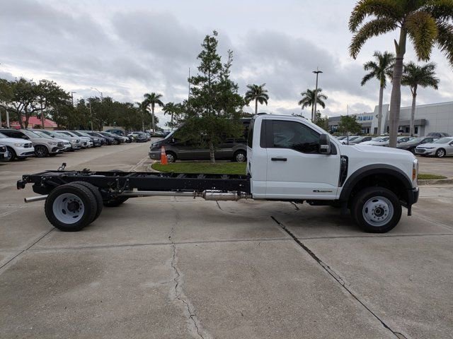 Certified 2024 Ford F550 4x4 Regular Cab Super Duty image 5
