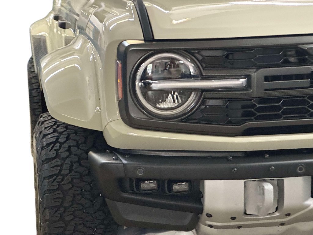 Certified 2025 Ford Bronco Raptor w/ Interior Carbon Fiber Pack AWD/4WD image 25