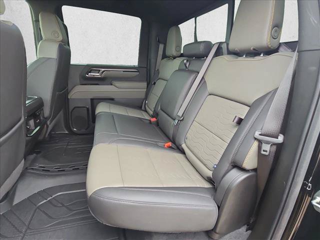 Used 2025 Chevrolet Silverado 2500 ZR2 w/ Technology Package AWD/4WD image 17