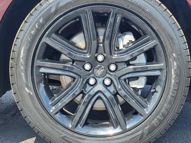 Certified 2024 Ford Edge ST-Line AWD/4WD image 17