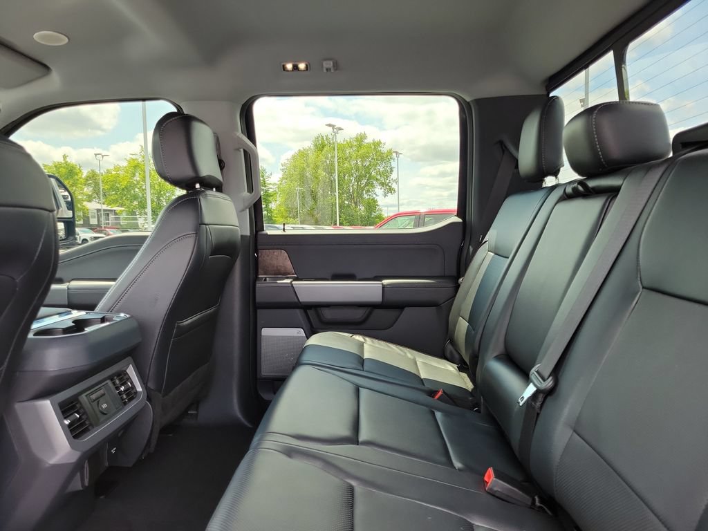 Certified 2024 Ford F250 Lariat w/ Lariat Ultimate Package AWD/4WD image 14