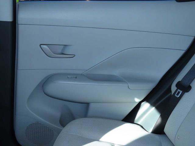 Used 2025 Hyundai Kona SEL image 19