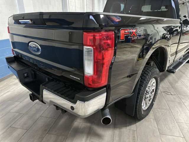 Certified 2017 Ford F250 Lariat w/ Chrome Package image 33