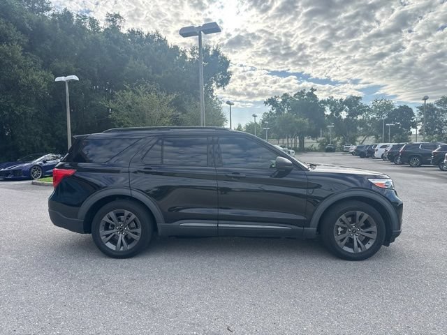 Certified 2021 Ford Explorer XLT w/ Equipment Group 202A RWD image 8