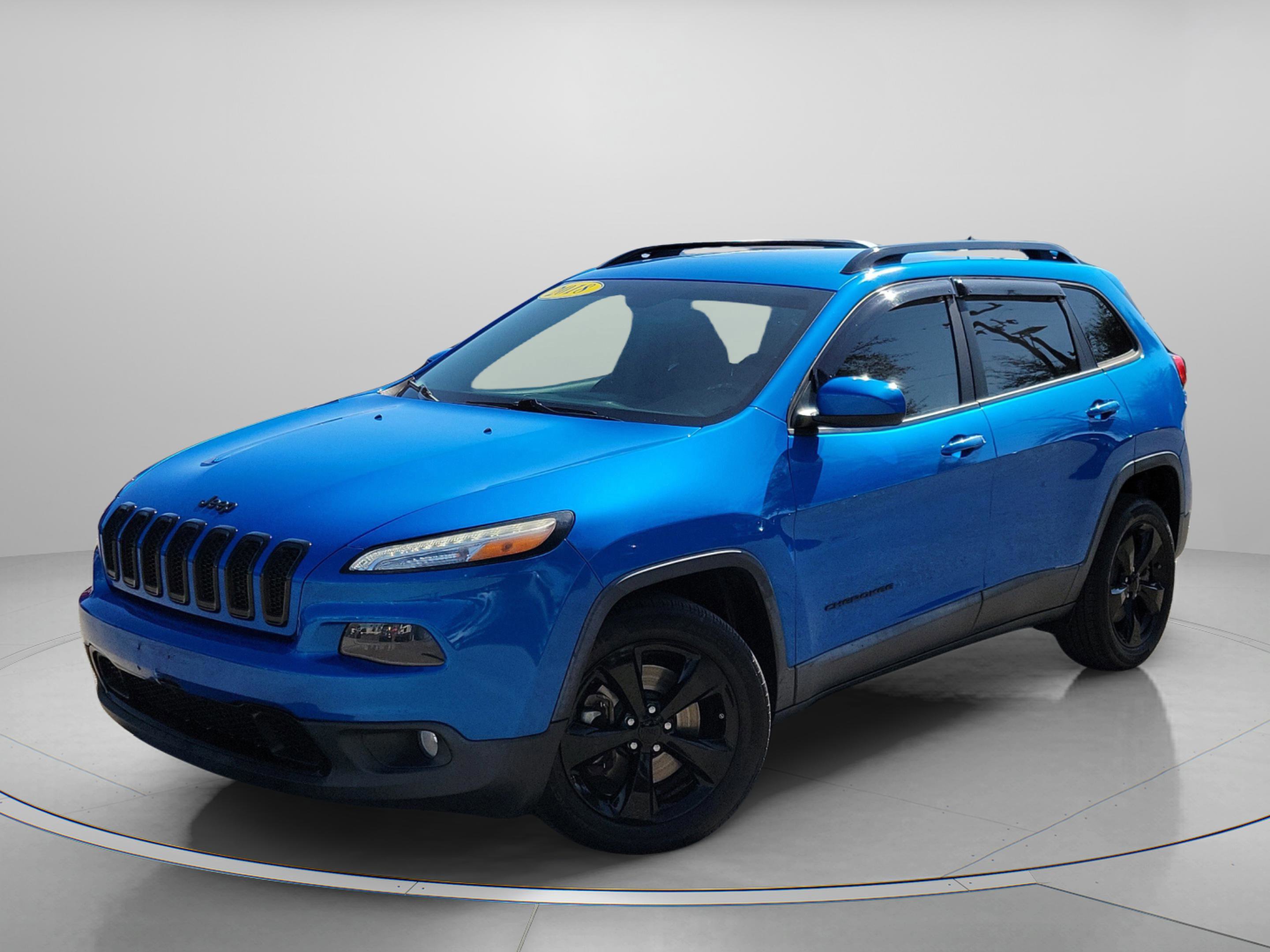 Used 2018 Jeep Cherokee Latitude w/ Altitude Package image 2