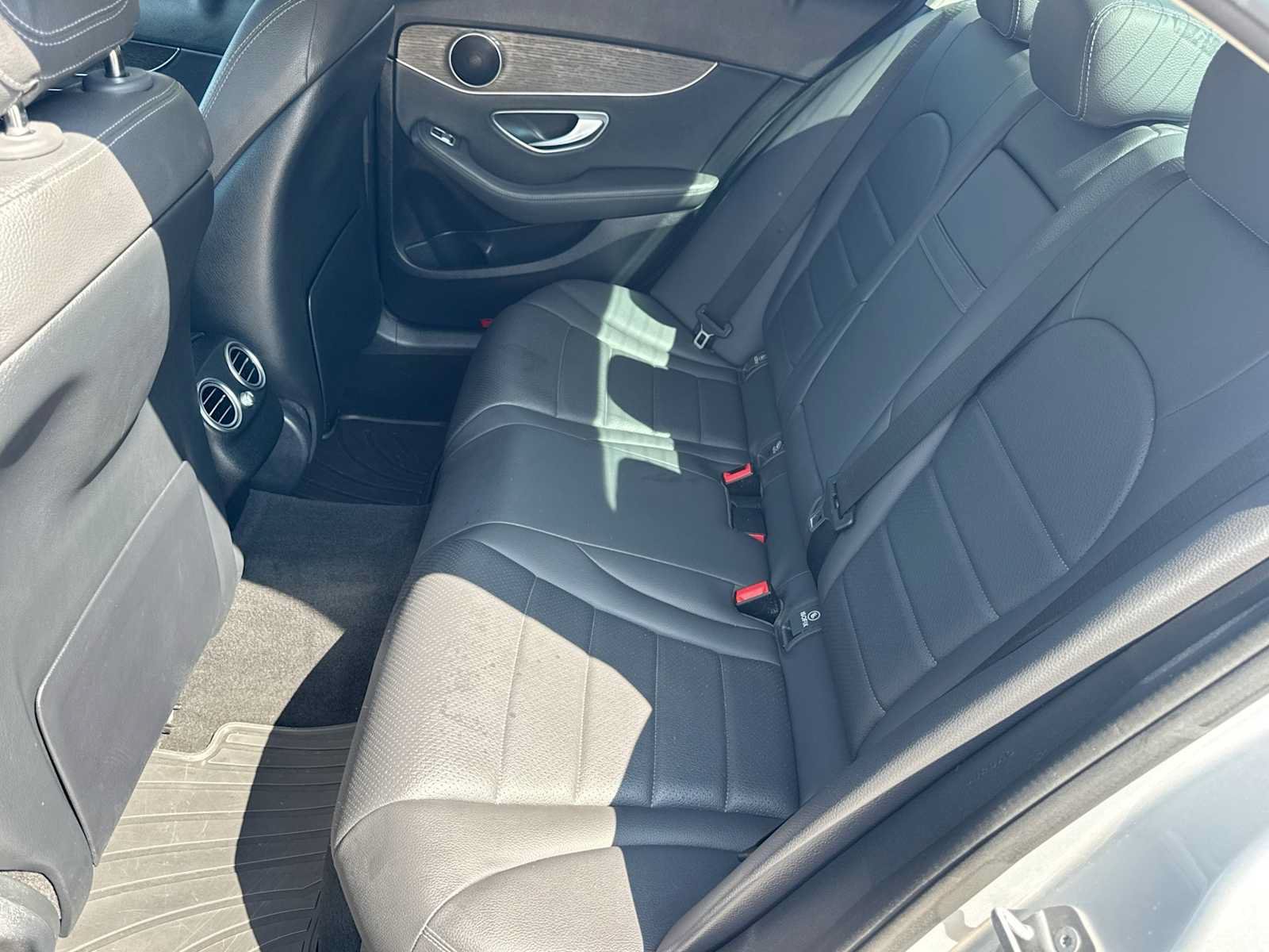 Used 2020 Mercedes-Benz C 300 Sedan image 19