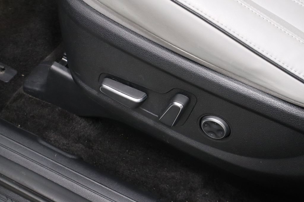 Used 2024 Hyundai Palisade SEL FWD image 25