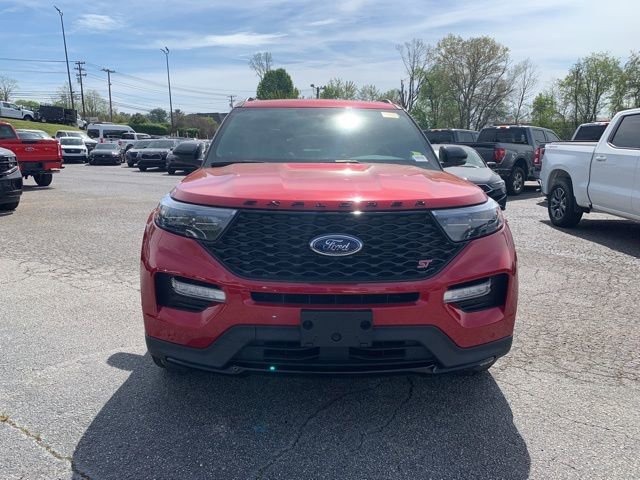Certified 2023 Ford Explorer ST w/ Equipment Group 401A AWD/4WD image 3