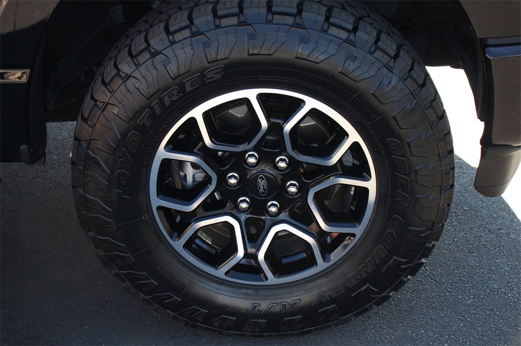 Certified 2022 Ford F150 XLT w/ Equipment Group 302A High image 14