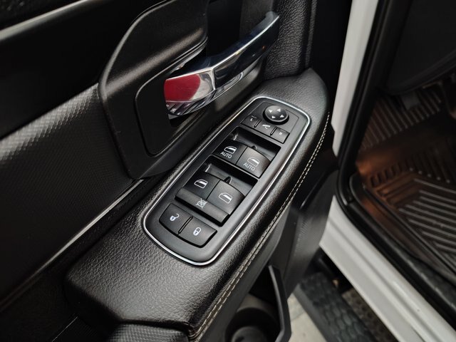 Used 2018 RAM 1500 Rebel w/ Luxury Group AWD/4WD image 22