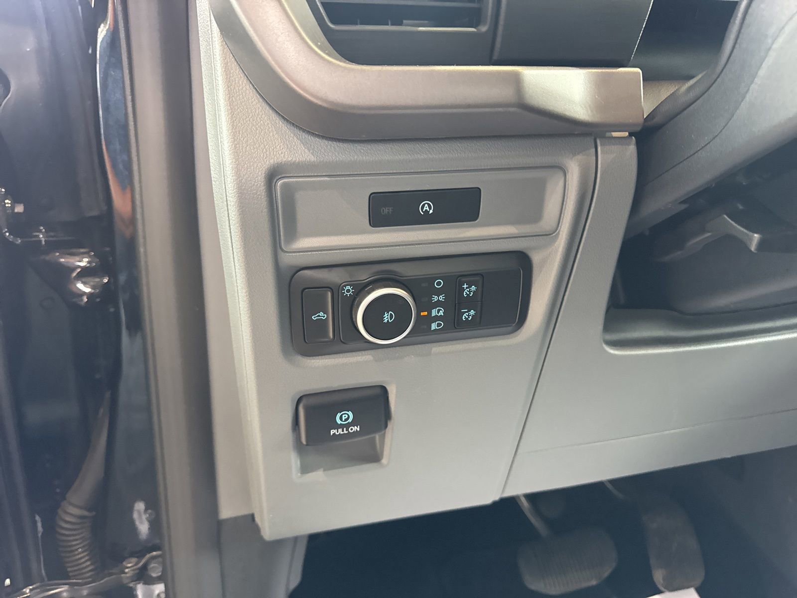 Certified 2025 Ford F150 XLT w/ Equipment Group 301A Standard AWD/4WD image 27