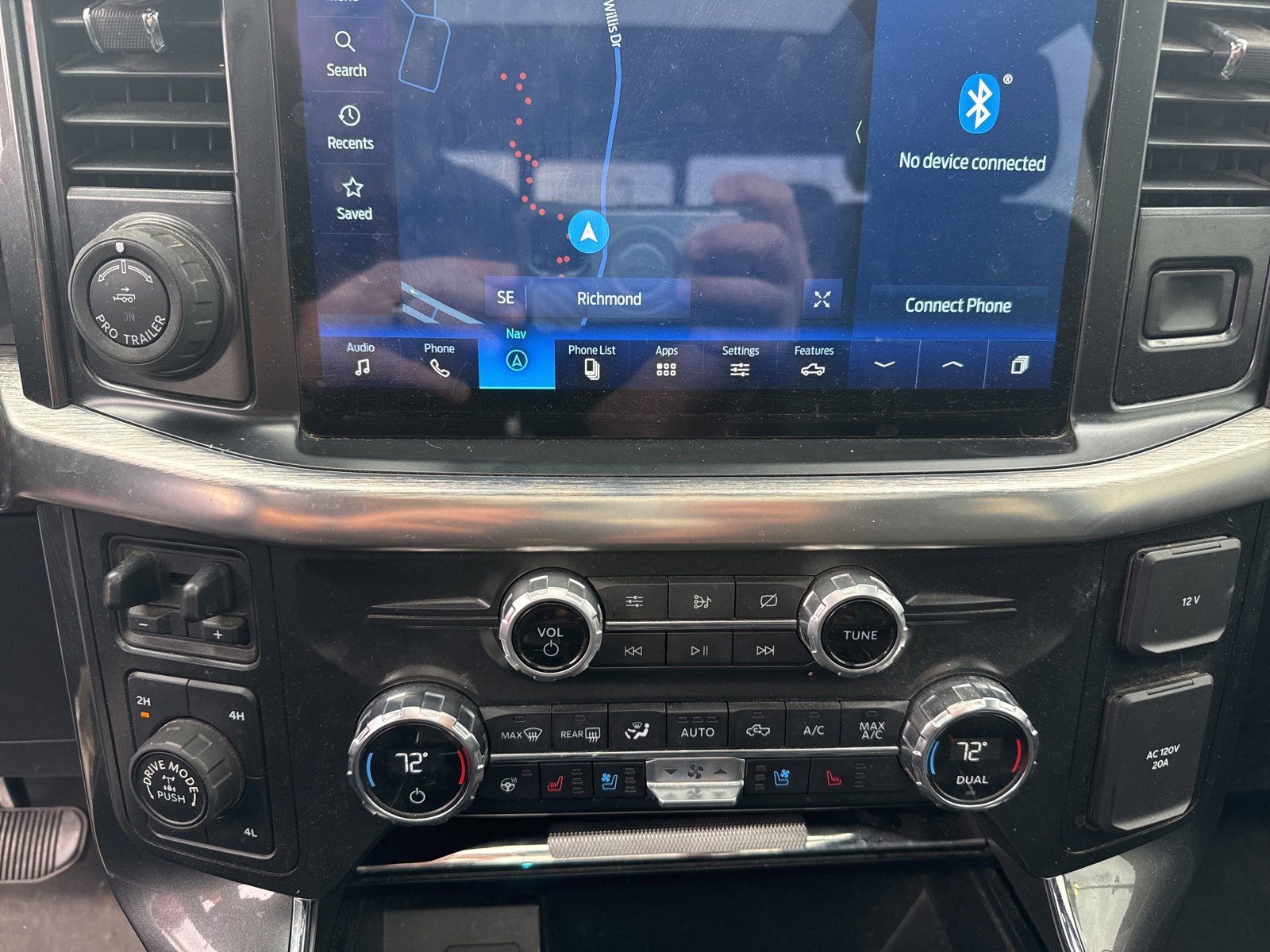 Certified 2021 Ford F150 Lariat w/ Equipment Group 502A High image 23