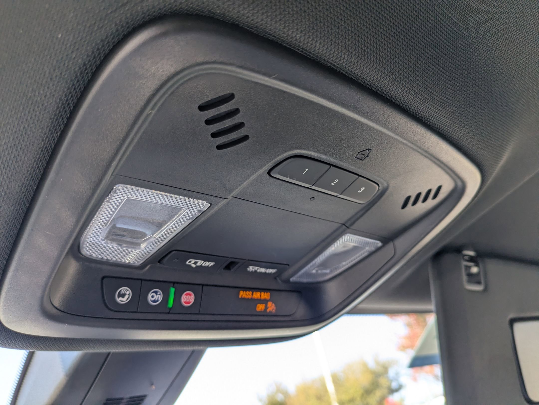 Used 2024 Chevrolet Traverse LT image 21