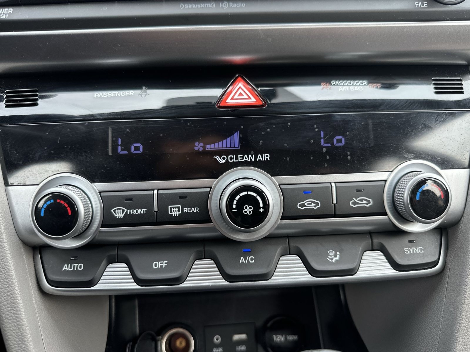 Used 2020 Hyundai Elantra Value Edition FWD image 28
