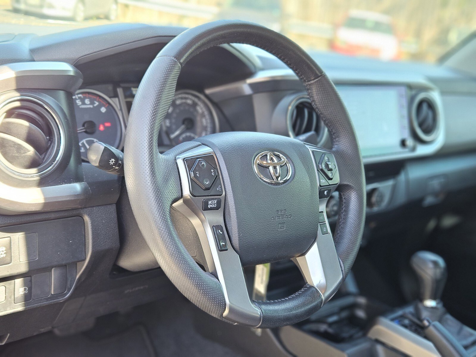 Used 2023 Toyota Tacoma SR5 image 17