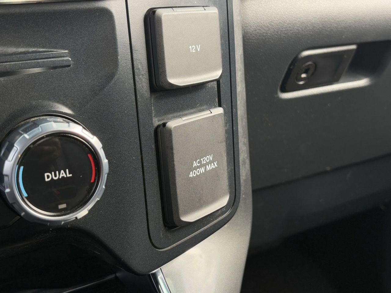 Certified 2023 Ford F150 Lariat image 24