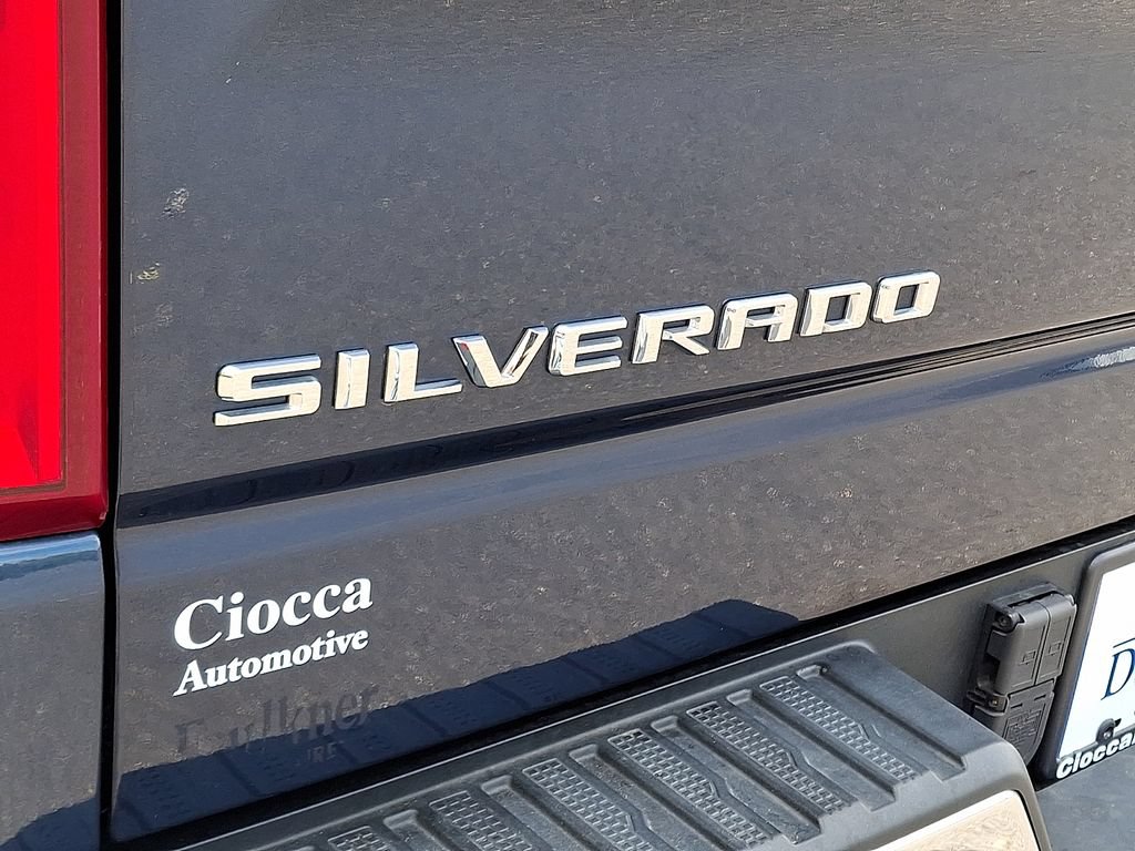 Used 2021 Chevrolet Silverado 1500 LTZ w/ LTZ Premium Package AWD/4WD image 30