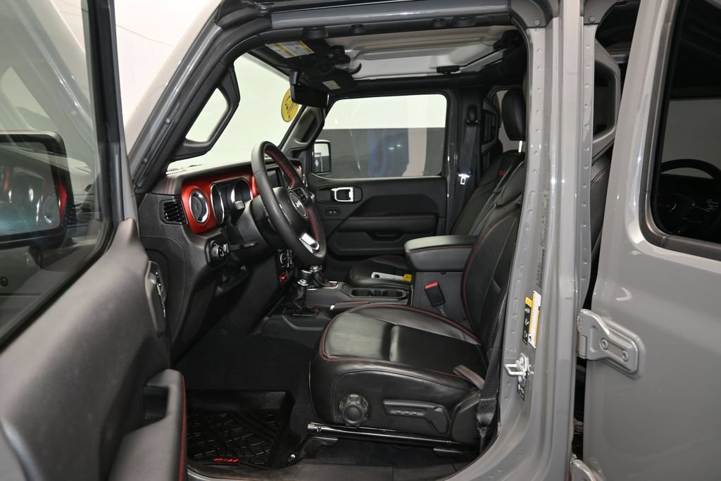 Used 2023 Jeep Gladiator Rubicon w/ Trailer Tow Package AWD/4WD image 12