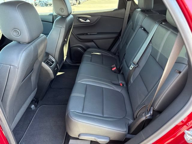 Used 2026 Chevrolet Blazer LT FWD image 11